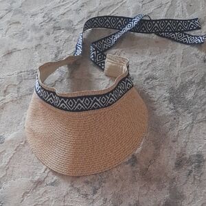 Stylish Tan and Navy Women's Visor NWT